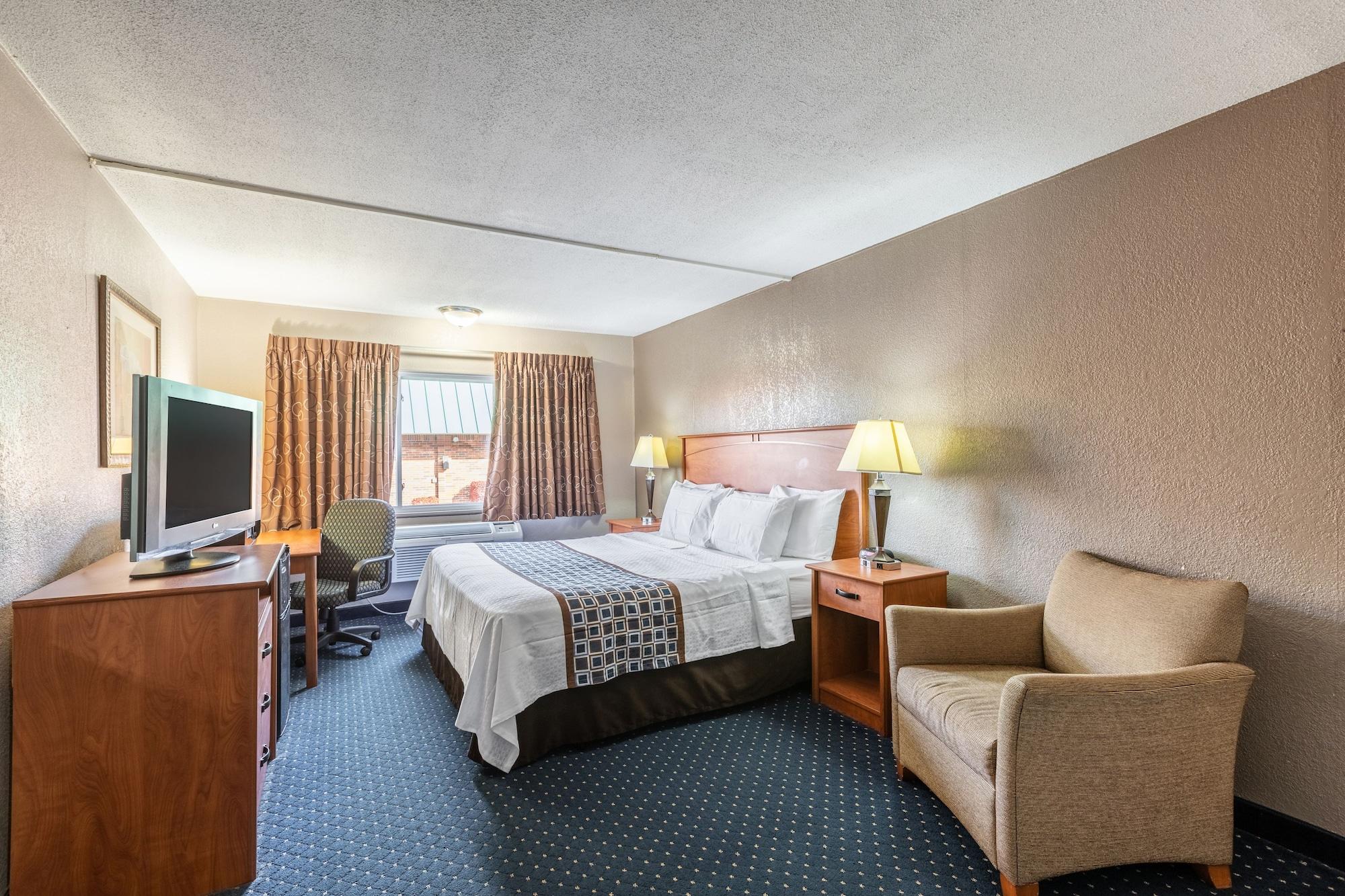 Magnuson Hotel Detroit Airport Romulus Extérieur photo