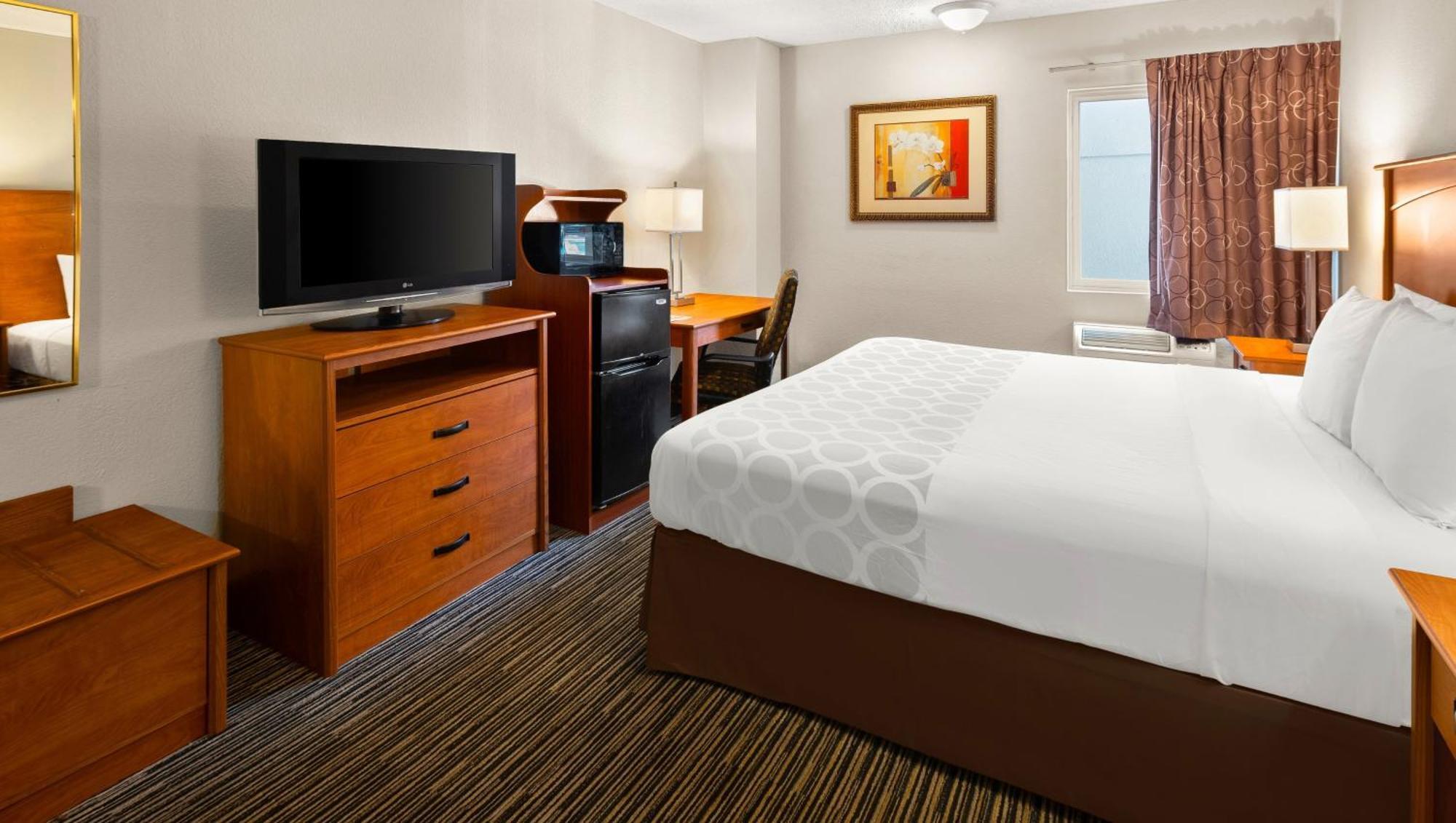 Magnuson Hotel Detroit Airport Romulus Extérieur photo