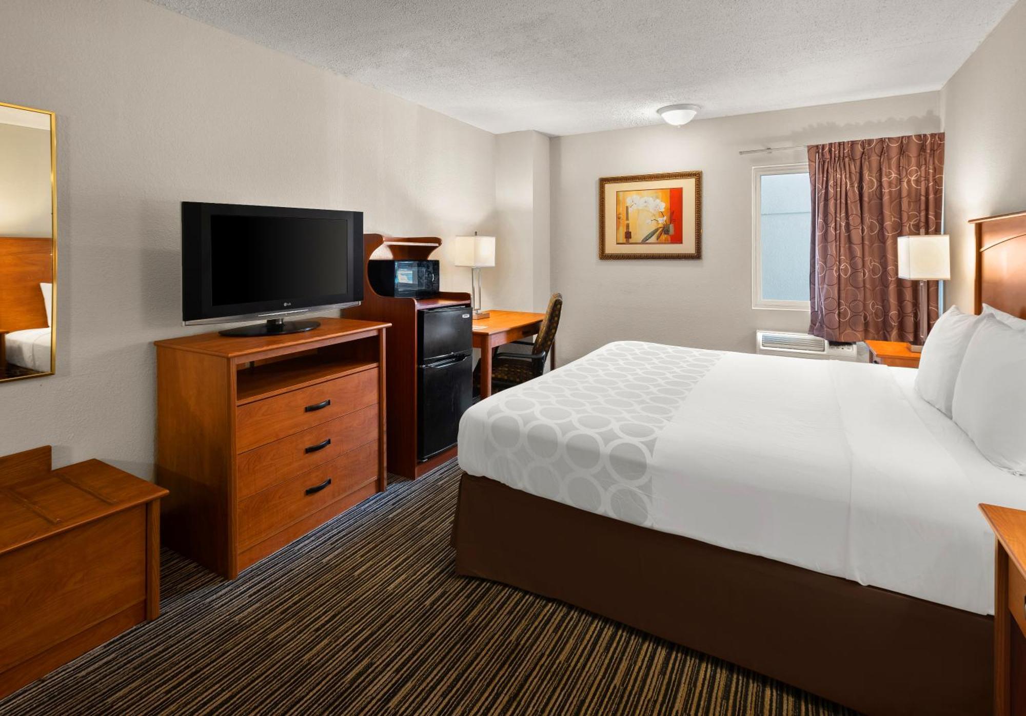 Magnuson Hotel Detroit Airport Romulus Extérieur photo